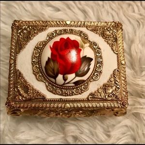 A Lovely 😍Container 🥰